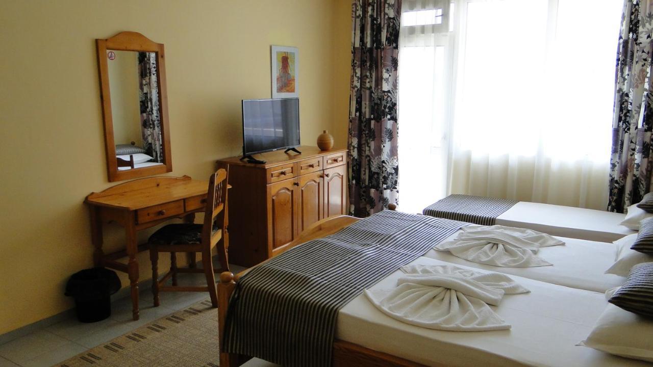 Stemak Hotel Pomorie Eksteriør billede